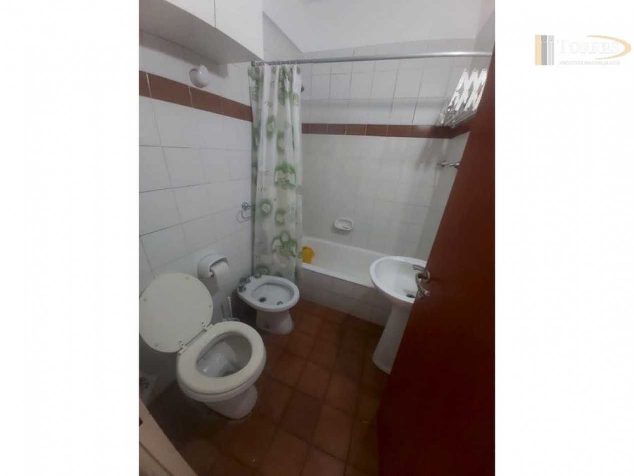 Departamento de 2 ambientes a la calle Falucho y Tucuman