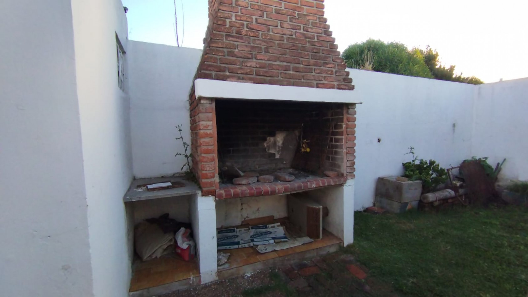 24 MESES -CASA 3 AMB. CON PARRILLA- PARQUE Y COCHERA- PUNTA MOGOTES