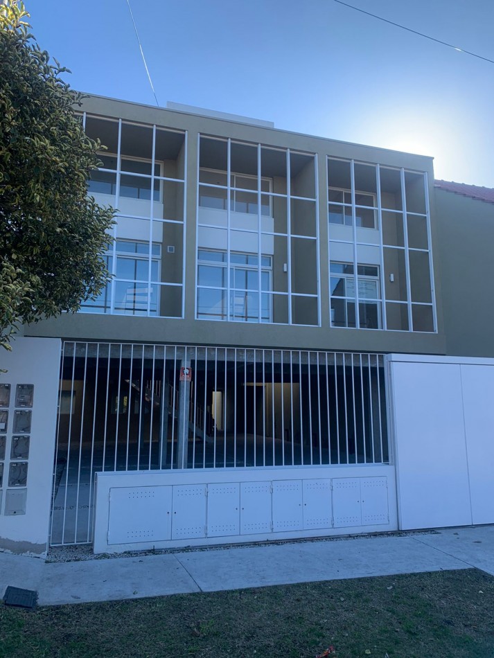 PH 2 AMBIENTES A ESTRENAR CON FINANCIACION PROPIA -OPCIONAL COCHERA SEMICUBIERTA -BARRIO VILLA PRIMERA 