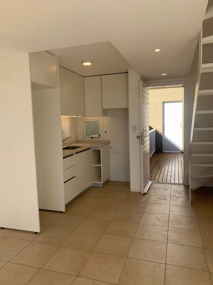 PH 2 AMBIENTES A ESTRENAR CON FINANCIACION PROPIA -OPCIONAL COCHERA SEMICUBIERTA -BARRIO VILLA PRIMERA 