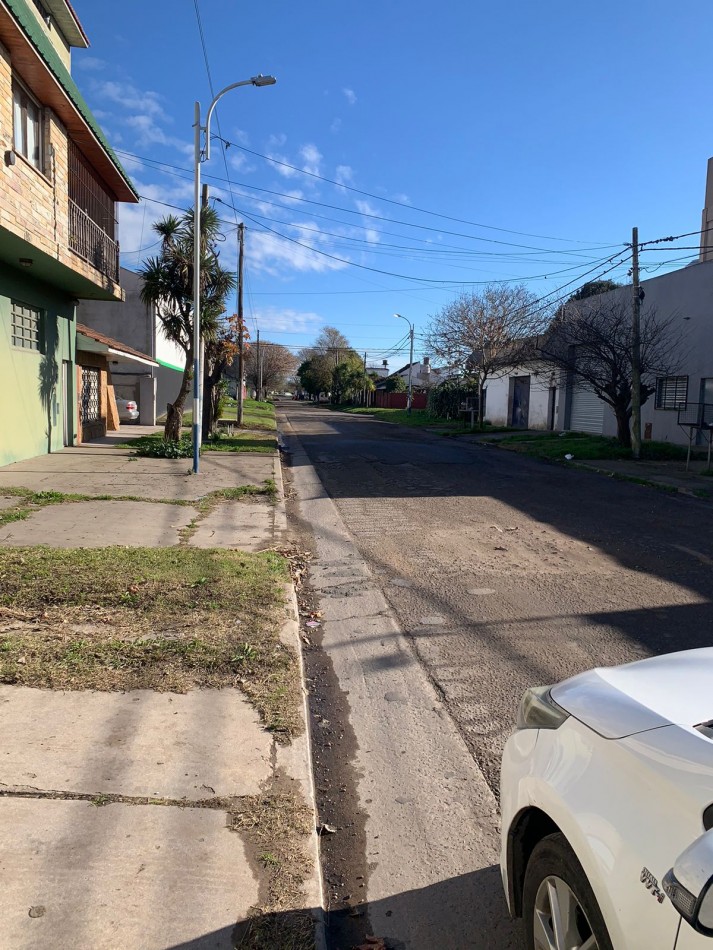 FINANCIACION PROPIA A RECICLAR GALPON CON VIVIENDA DE 3 AMB. -A 200 METROS DEL GAUCHO