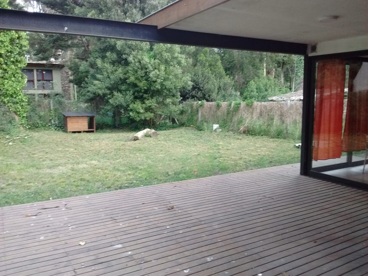 CASA MODERNA A TERMINAR SOBRE LOTE DE 450 M2-BOSQUE PERALTA RAMOS 