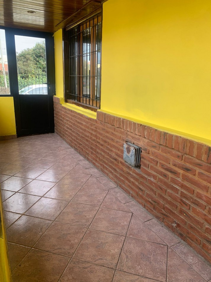 CASA   RUSTICA CON QUINCHO Y PARQUE- 4 AMB  -PUNTA MOGOTES