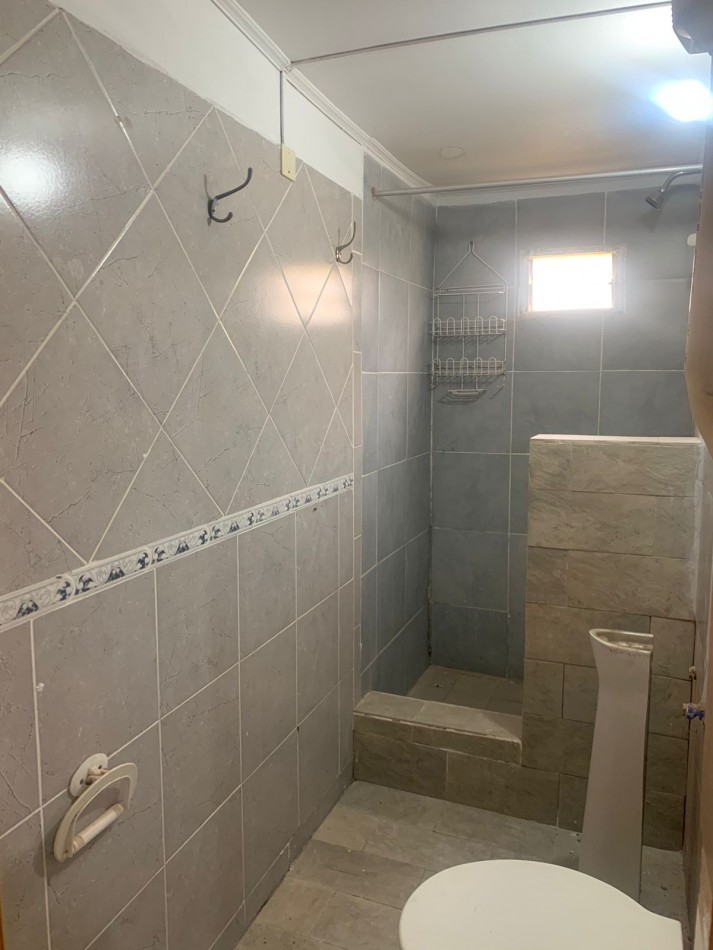 CASA   RUSTICA CON QUINCHO Y PARQUE- 4 AMB  -PUNTA MOGOTES