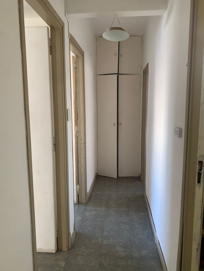 alquiler 24 MESES -3 AMBIENTE A LA CALLE CON HABITACION Y BAÑO DE SERVICIO- mas expensas  -MACROCENTRO
