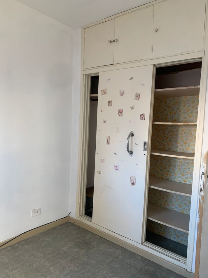 alquiler 24 MESES -3 AMBIENTE A LA CALLE CON HABITACION Y BAÑO DE SERVICIO- mas expensas  -MACROCENTRO