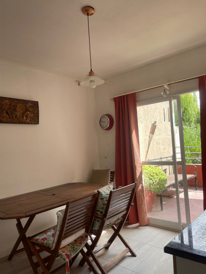 CASA CORTE MODERNO - SAN  CARLOS-a metros golf Playa Grande-EQUIPADO PARA7 HUESPEDES 