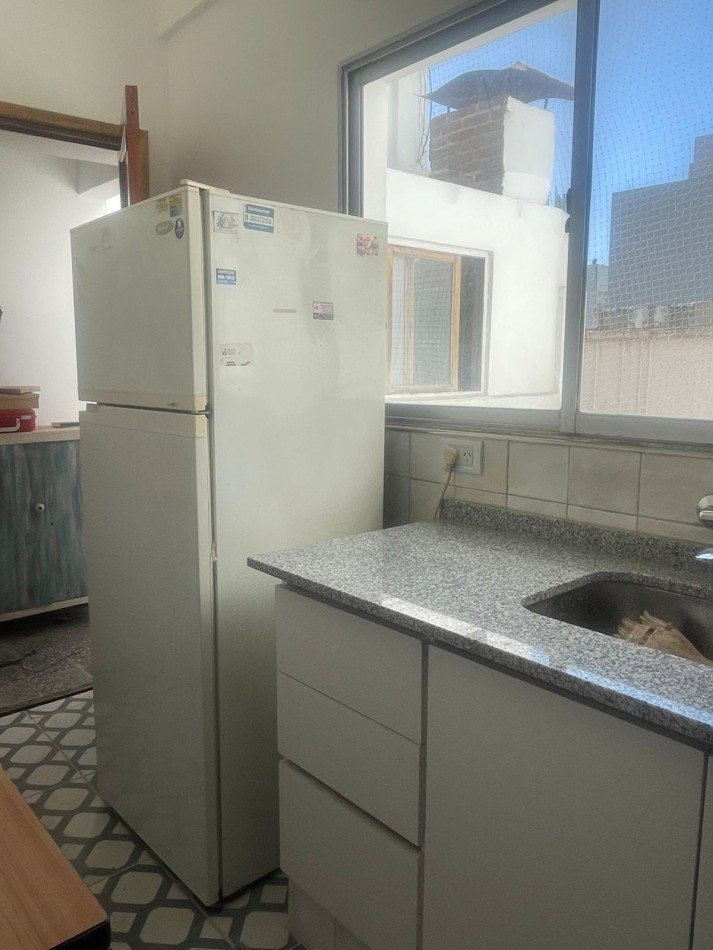 ALQUILER 24 MESES -2 ambientes a la CALLE con BALCON y TERRAZA con PARRILLA-MICROCENTRO