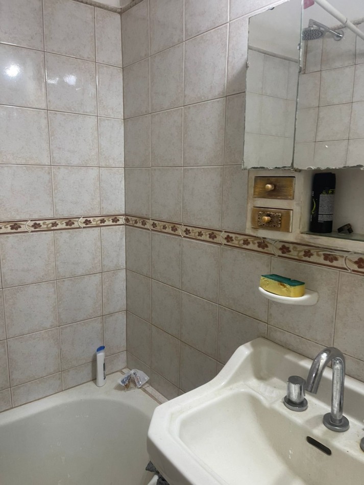 ALQUILER 24 MESES -2 ambientes a la CALLE con BALCON y TERRAZA con PARRILLA-MICROCENTRO