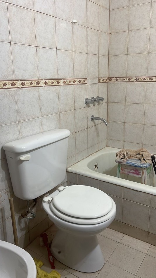 ALQUILER 24 MESES -2 ambientes a la CALLE con BALCON y TERRAZA con PARRILLA-MICROCENTRO