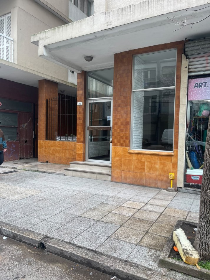 AMBIENTE A LA CALLE -COCHERA OPCIONAL-ZONA PASEO ALDREY
