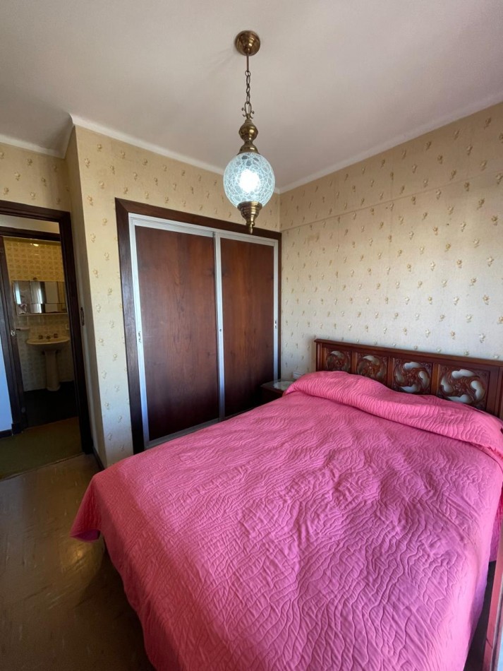 DEPARTAMENTO 4 AMB al frente-PISO 22-COCHERA DOBLE-LA PERLA 