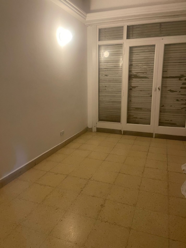 ALQUILER 24 MESES -2 ambientes a la CALLE con BALCON y TERRAZA con PARRILLA-MICROCENTRO
