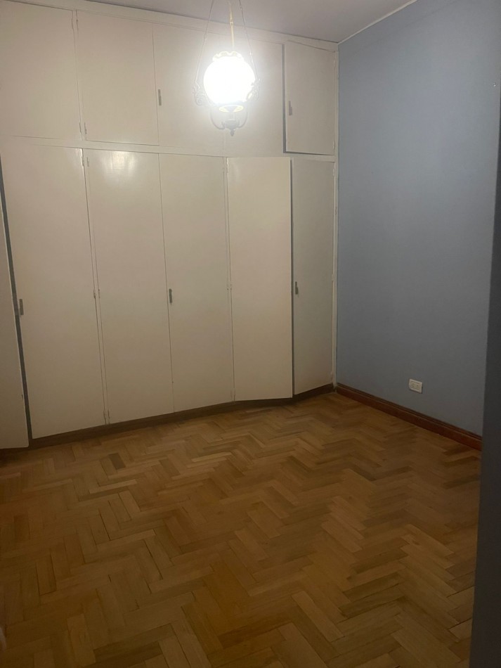 ALQUILER 24 MESES -2 ambientes a la CALLE con BALCON y TERRAZA con PARRILLA-MICROCENTRO