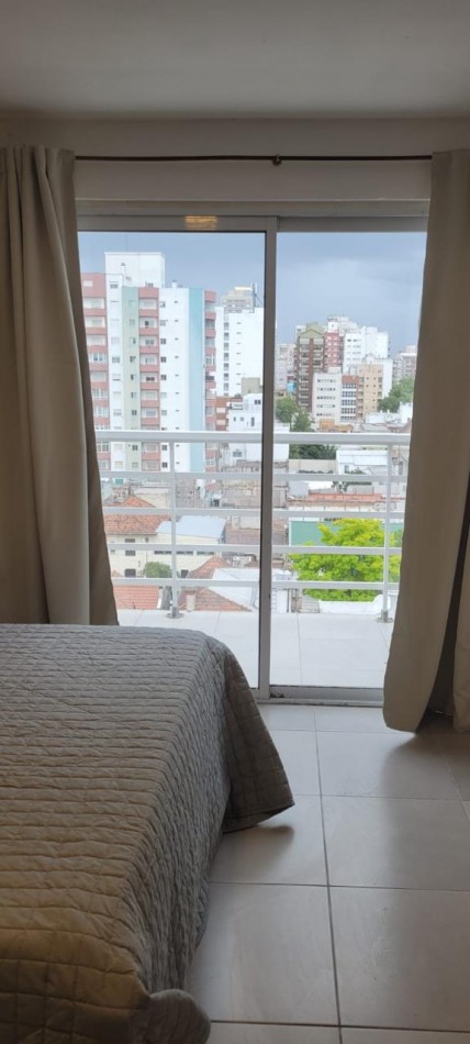 Impecable Monoambiente al frente-cochera- zona La Perla 