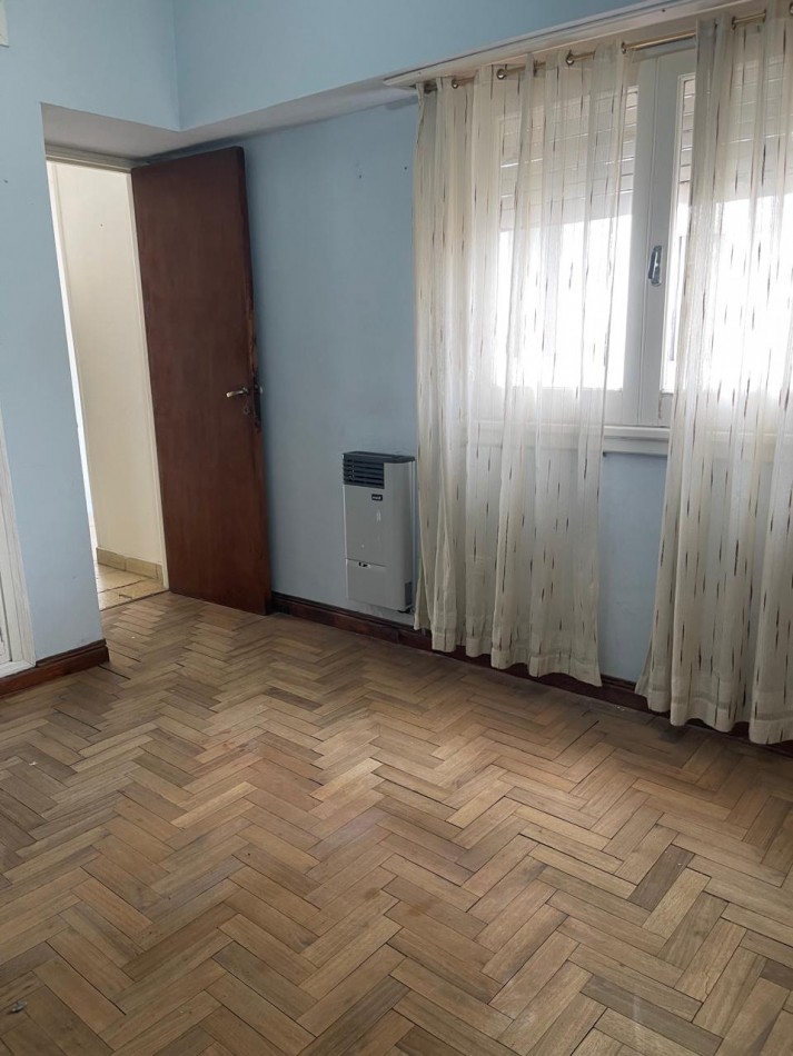 ALQUILER 24 MESES -2 ambientes a la CALLE con BALCON -PATIO C/ PARRILLA-MICROCENTRO-