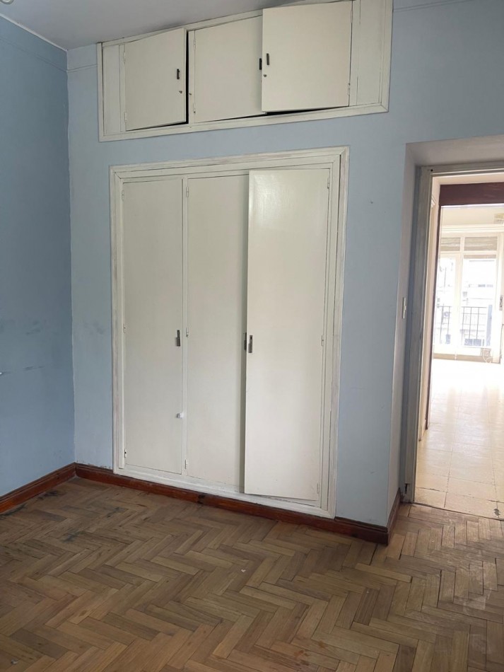 ALQUILER 24 MESES -2 ambientes a la CALLE con BALCON -PATIO C/ PARRILLA-MICROCENTRO-