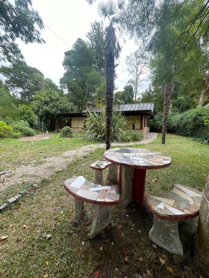 CASA DE PIEDRA - 2 DORMITORIOS c/ Gran parque -BOSQUE PERALTA RAMOS