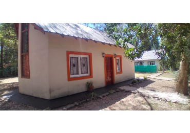 Casa 2 hab. c/ parque.