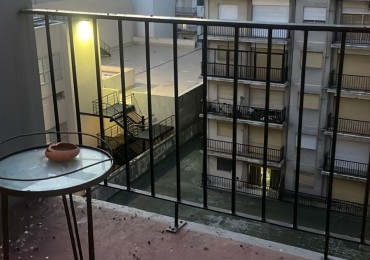 ALQUILER 24 MESES -2 ambientes a la CALLE con BALCON y TERRAZA con PARRILLA-MICROCENTRO